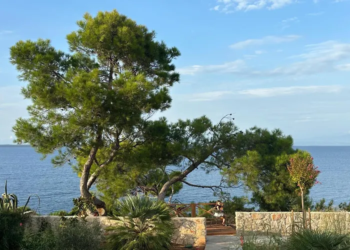 Sea Sage Suites