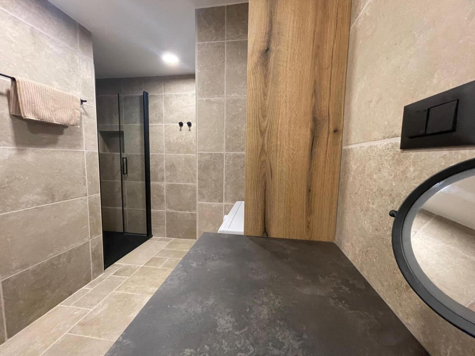 Sea Sage Apartment *